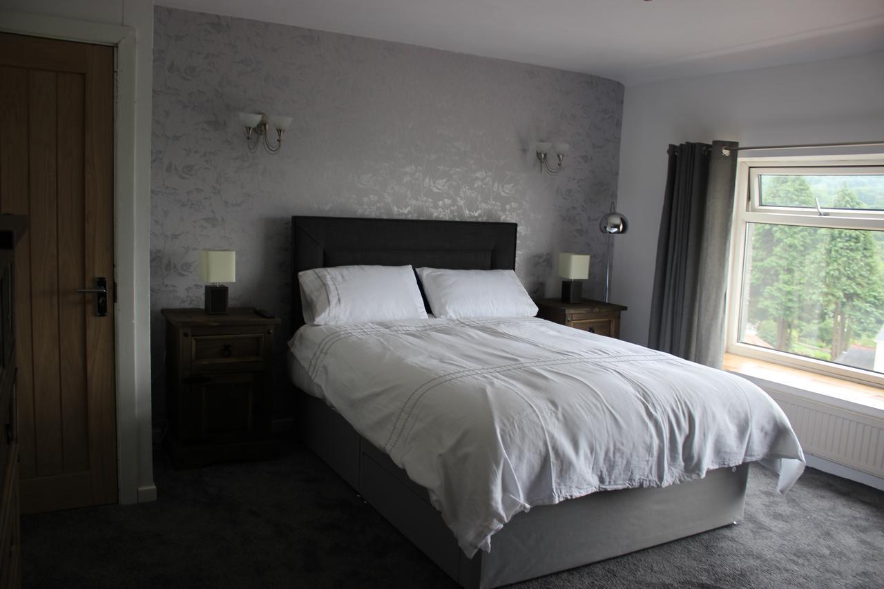 The New Lodge Pontardawe Екстериор снимка