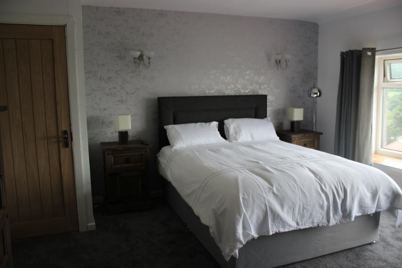 The New Lodge Pontardawe Екстериор снимка