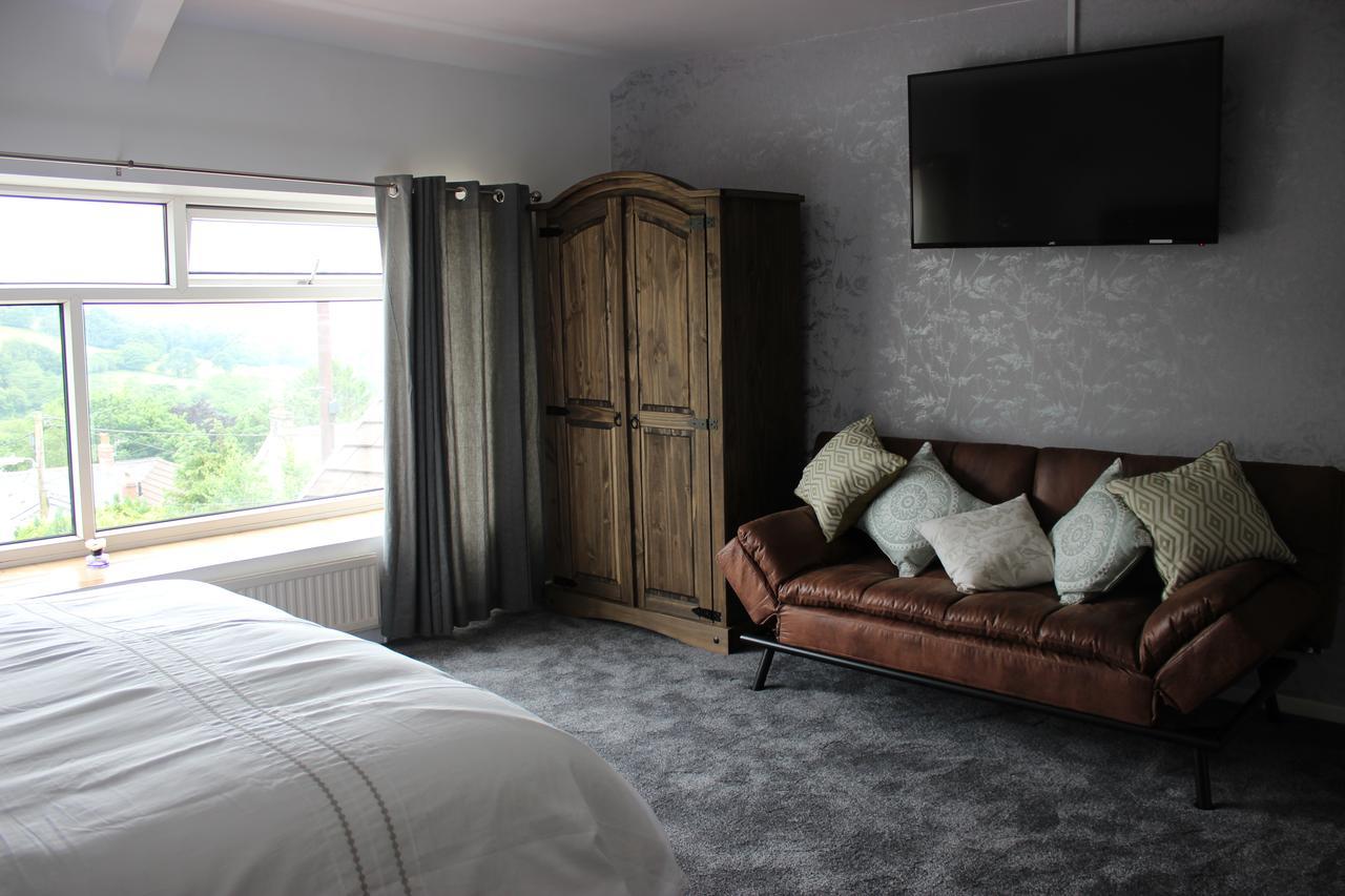The New Lodge Pontardawe Екстериор снимка