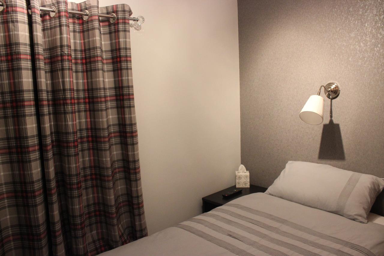 The New Lodge Pontardawe Екстериор снимка
